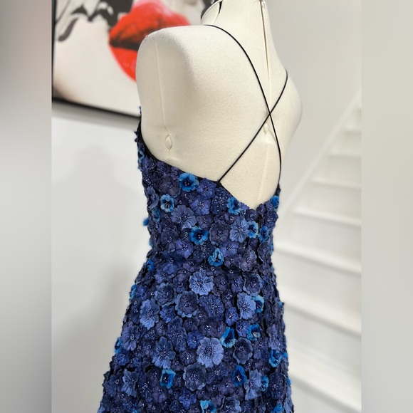 Alice and Olivia Dominique Floral-Embellished Ball Gown - Picture 9 of 13